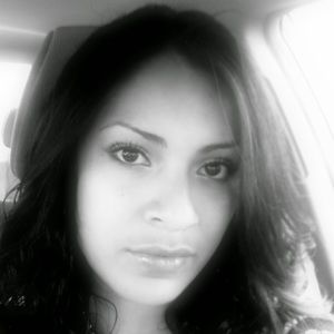 Meet your Posher, Claudia